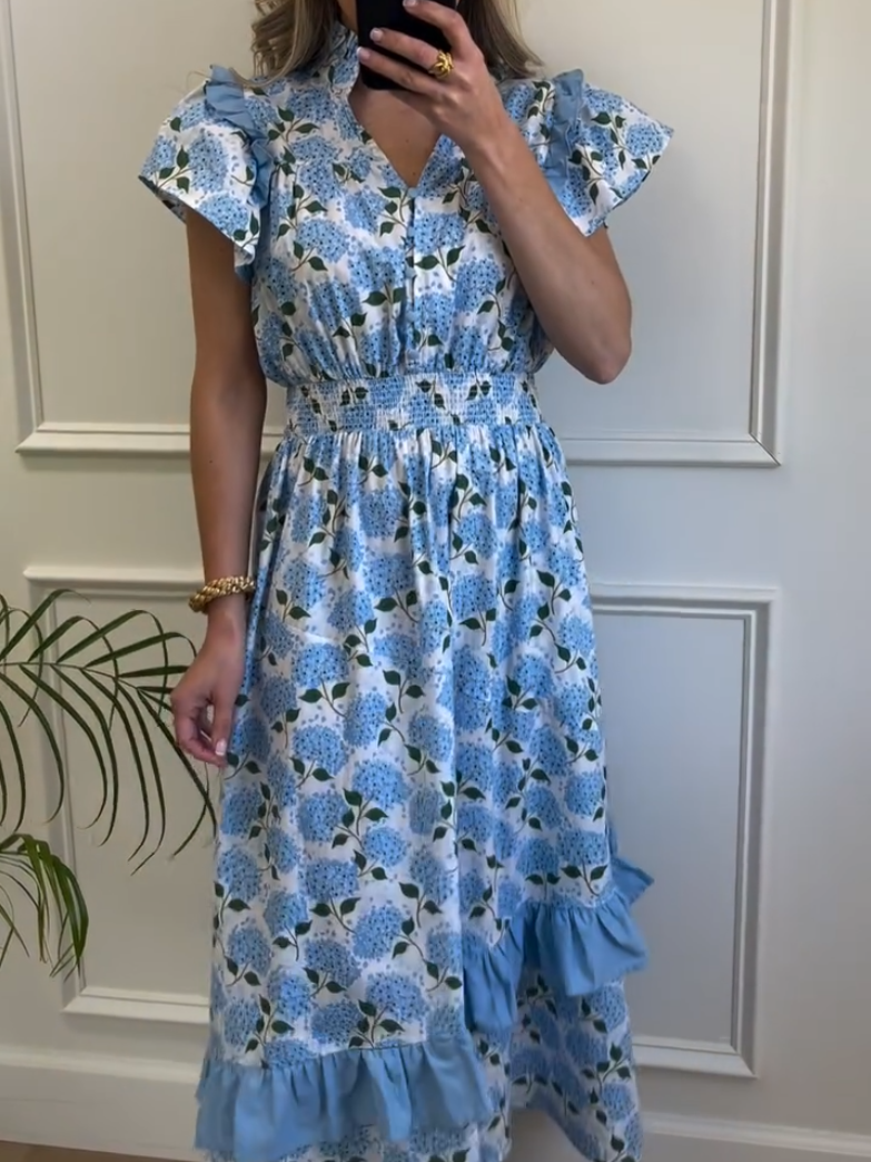Elegant Blue Floral Print Dress With Fly Sleeves